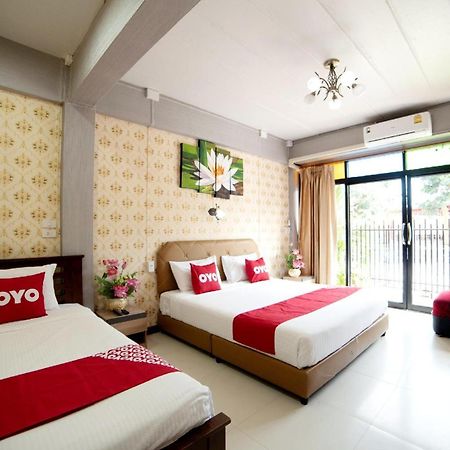 Oyo 465 Krung Kao Traveller Lodge Phra Nakhon Si Ayutthaya Dış mekan fotoğraf