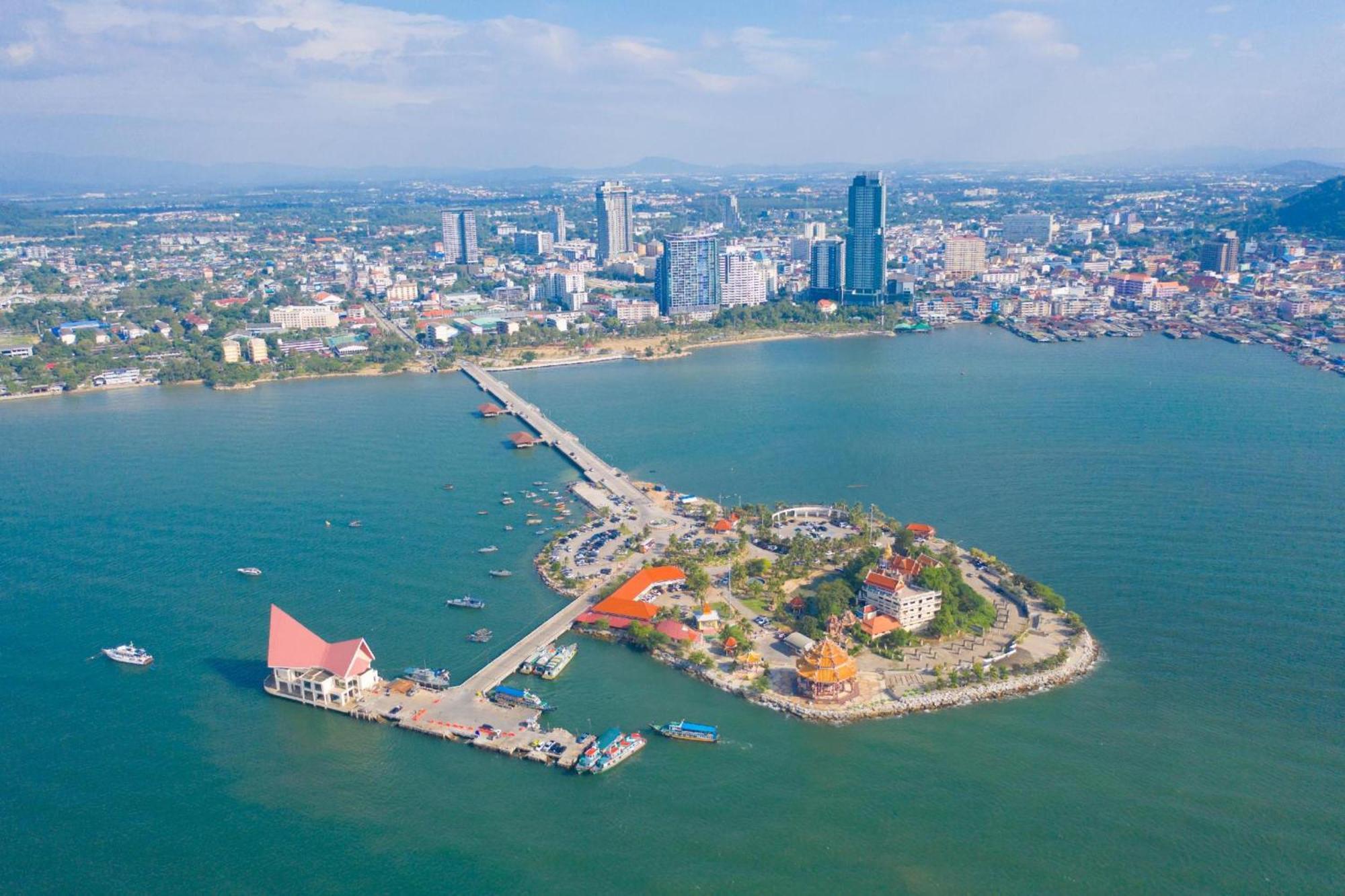 Oyo 465 Krung Kao Traveller Lodge Phra Nakhon Si Ayutthaya Dış mekan fotoğraf