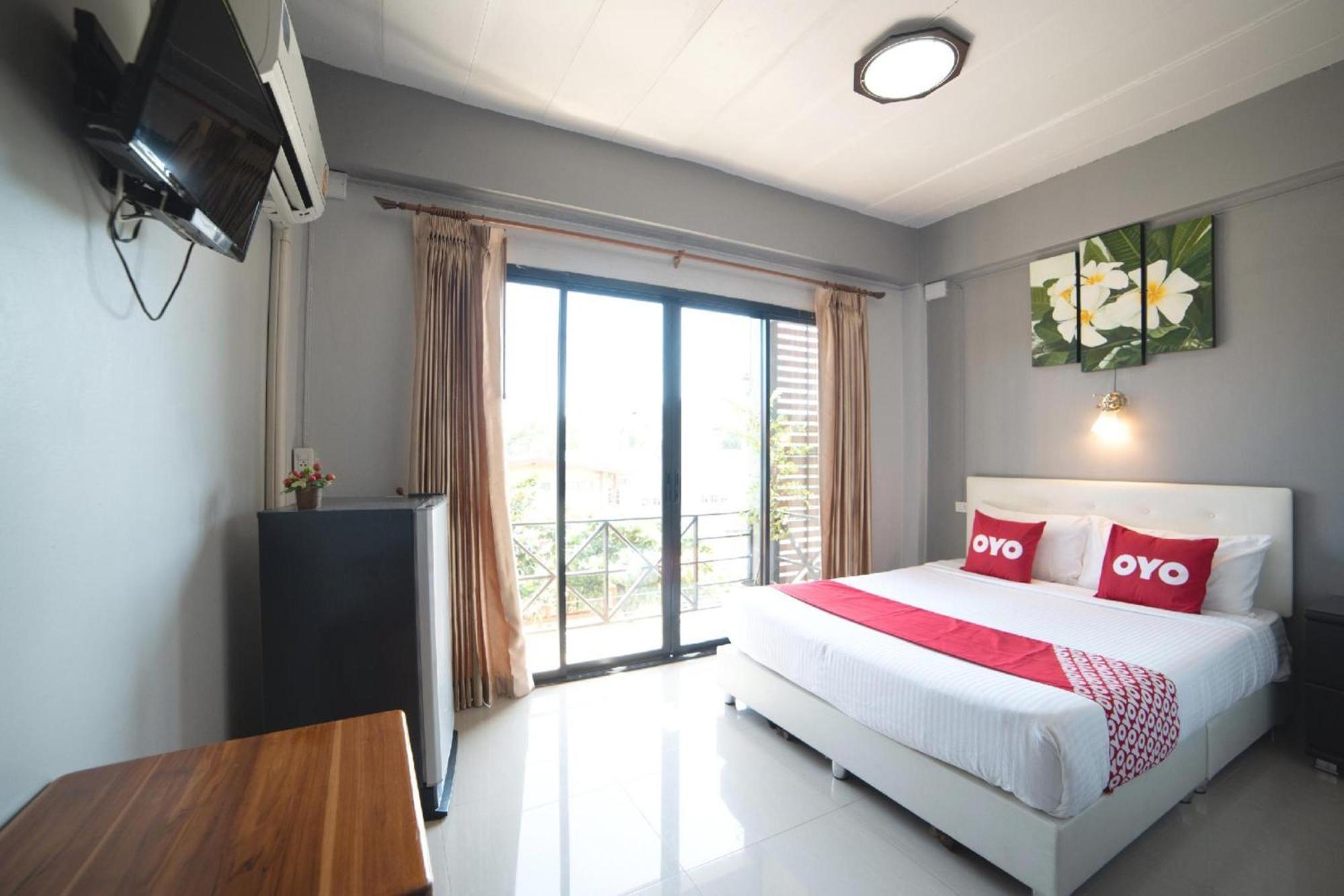 Oyo 465 Krung Kao Traveller Lodge Phra Nakhon Si Ayutthaya Dış mekan fotoğraf