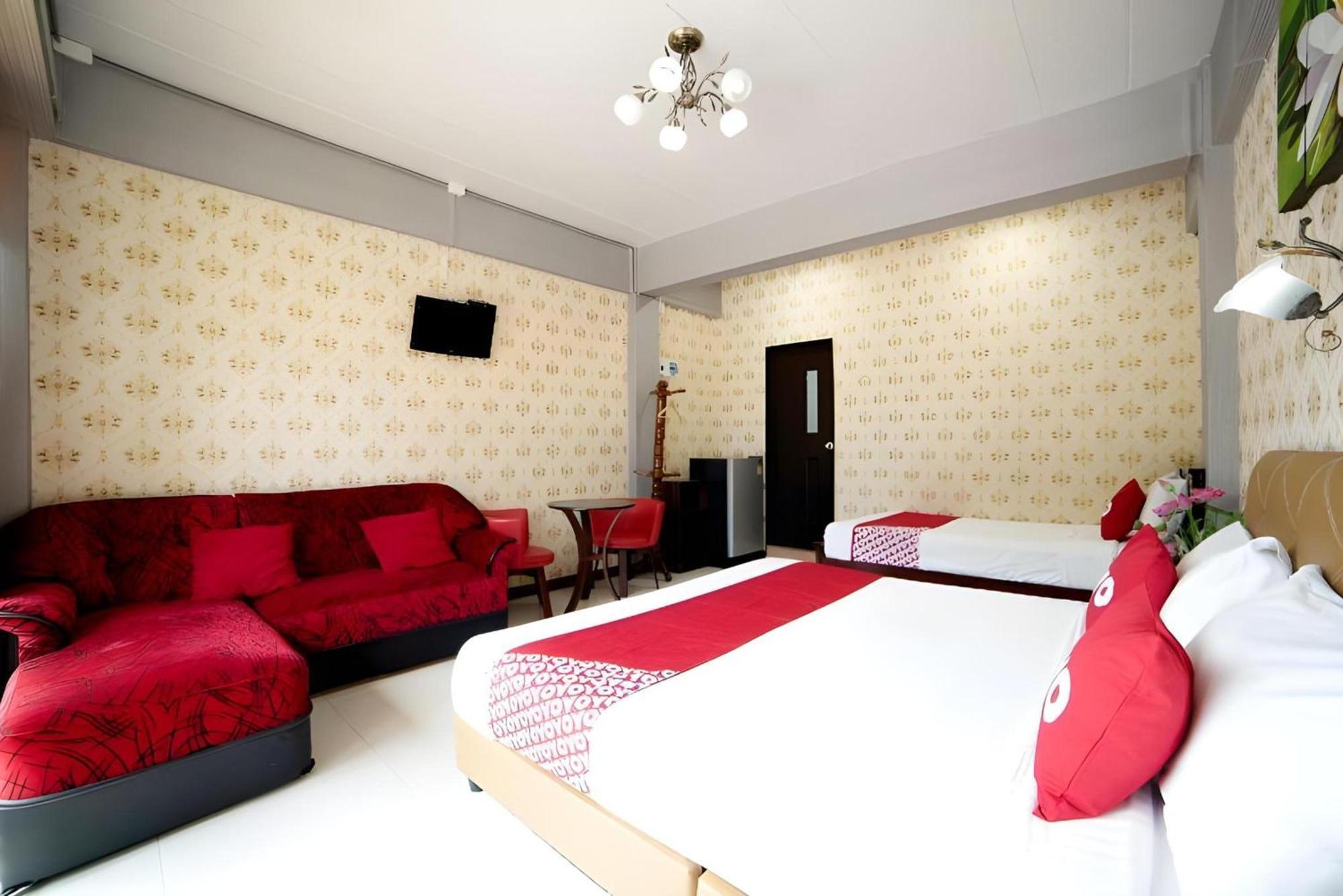 Oyo 465 Krung Kao Traveller Lodge Phra Nakhon Si Ayutthaya Dış mekan fotoğraf